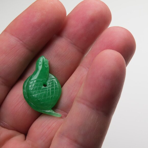 Jade Snake  Hand Carved Pendent - Picture 2 of 3
